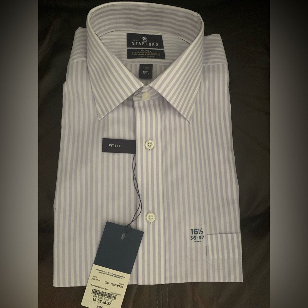 Van Heusen Men's Pink, Blue, and Striped Dress Shirts - Picture 4 of 7